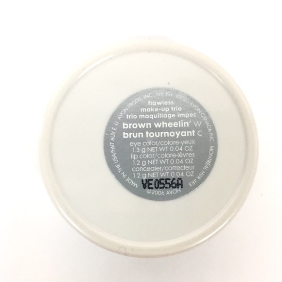 AVON Flawless Makeup Trio Brown Wheelin' Lip Eye Color Concealer Face - Picture 3 of 3